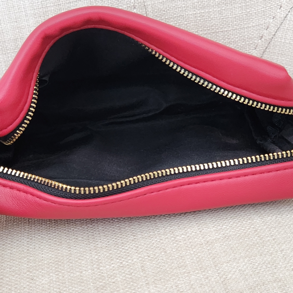 NWOT Yves Saint Laurent Beaute Cosmetic Bag - Picture 6 of 12